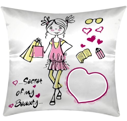 cuscino personalizzato da donna stile fantasy con cuore